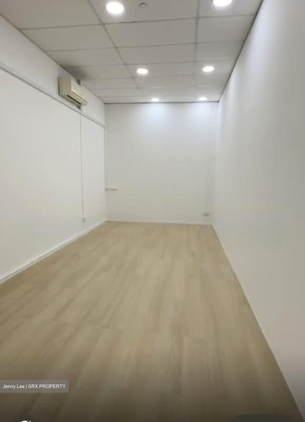A'posh Bizhub (D27), Factory #560979331